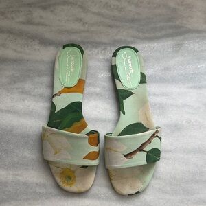 Oscar de la Renta x Larroude Floral Green Slide Sandals